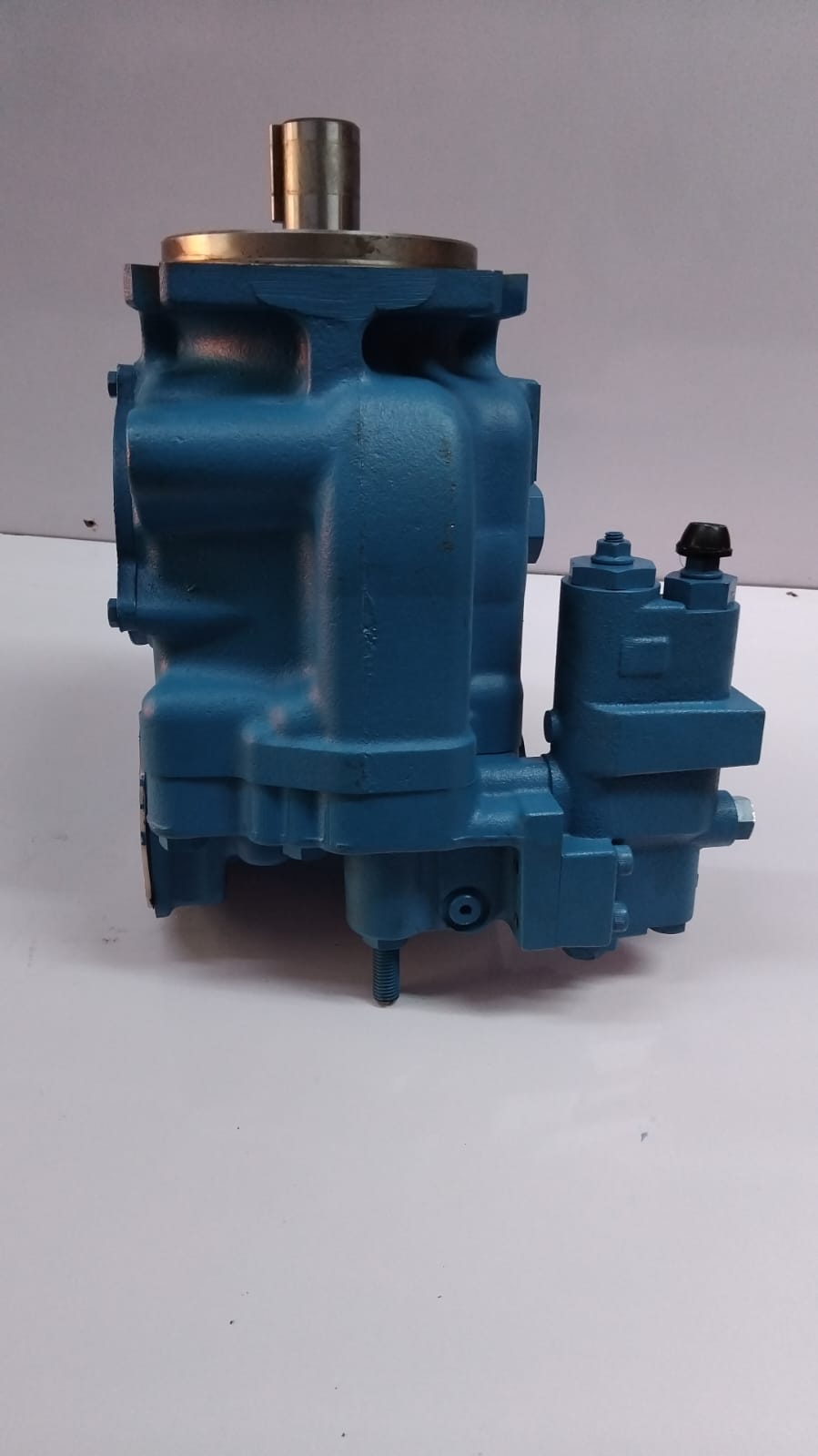 PVH0570